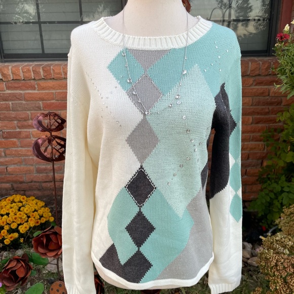 C.L.C. Sweaters - C.L.C •  Beaded • White/Turquoise • Medium • Geometric Designs • Sweater